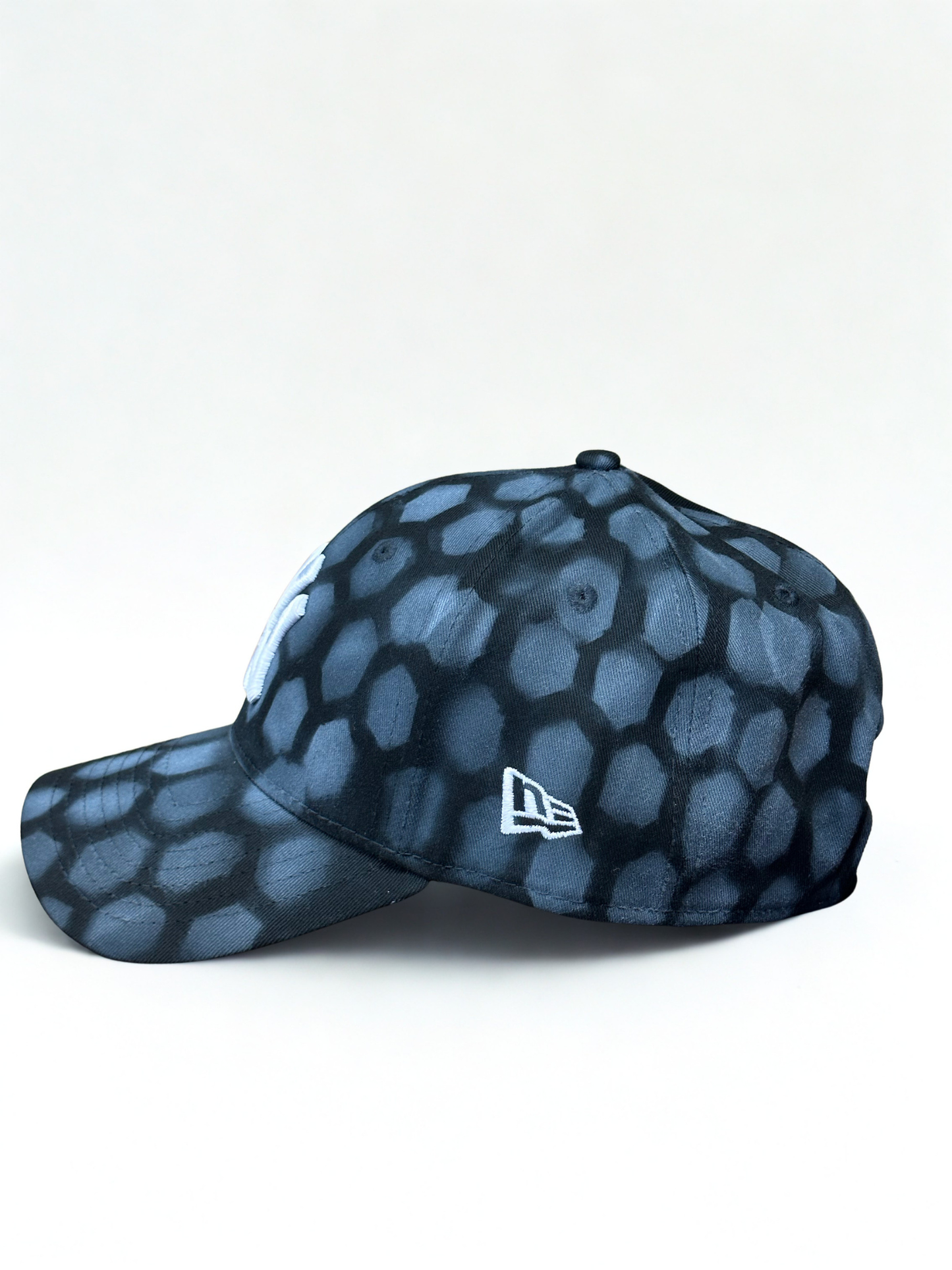 New era 9forty "LR002"